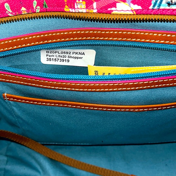 Dooney & Bourke Park Life Tote Castle Walt Disney World Attractions EUC - Picture 3 of 8